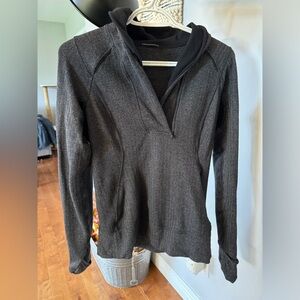 Lululemon Herringbone 1/4 Zip Size 6